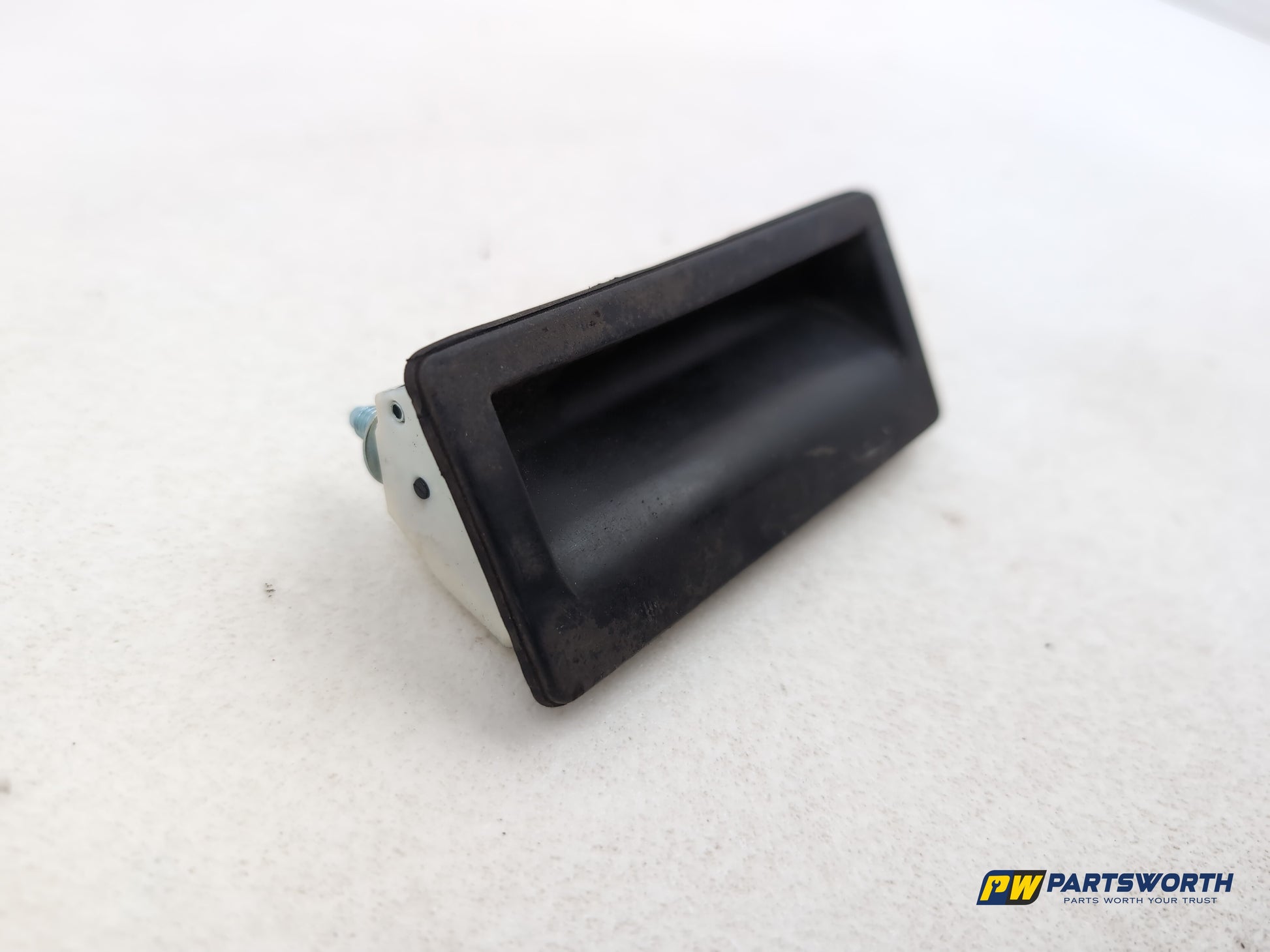 Audi A6 S Line Black Ed Tdi Tailgate Boot Open Release Handle Switch 5n0827566t - photo 2