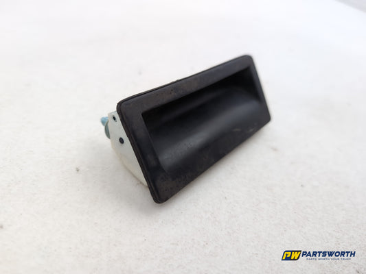 Audi A6 S Line Black Ed Tdi Tailgate Boot Open Release Handle Switch 5n0827566t - photo 2