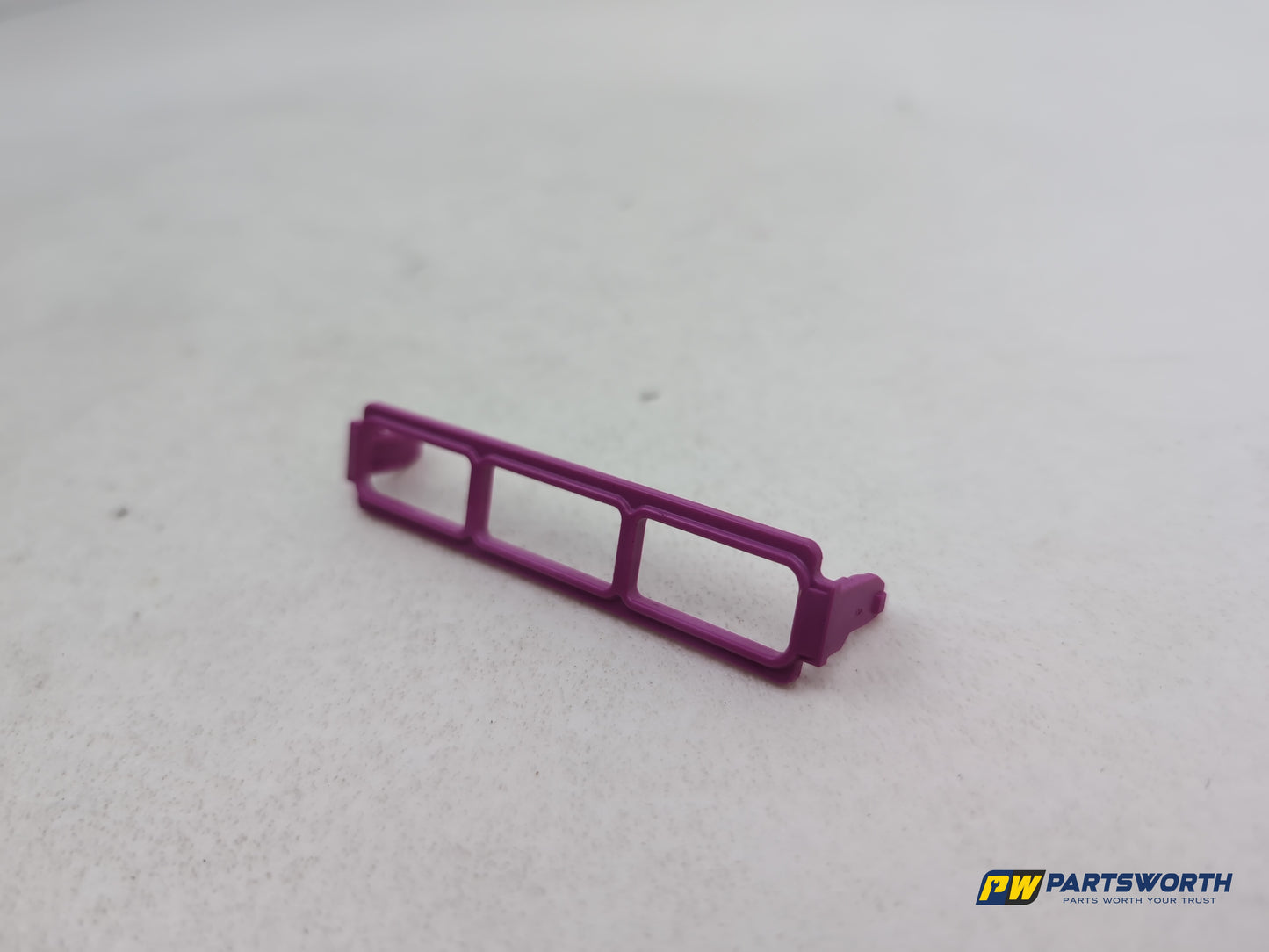 Audi A6 Se Tdi Quattro Auto Fuse Box Holder Mount Bracket 8k0971981a - photo 2
