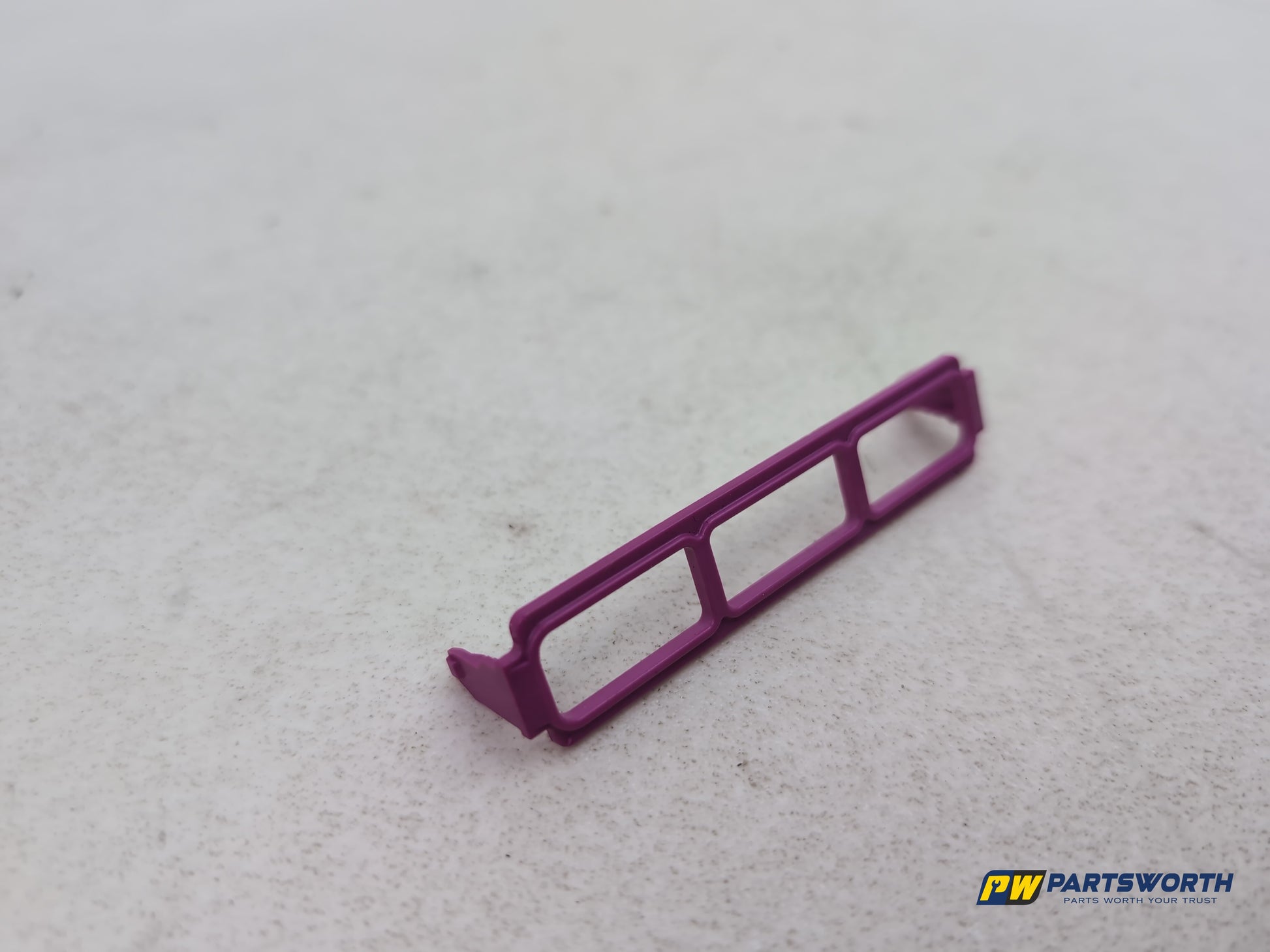 Audi A6 Se Tdi Quattro Auto Fuse Box Holder Mount Bracket 8k0971981a - photo 2