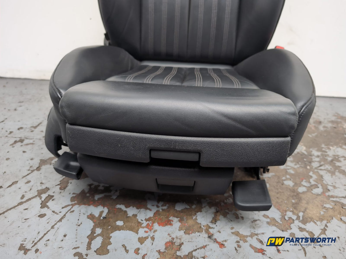 Seat Front RH 8
