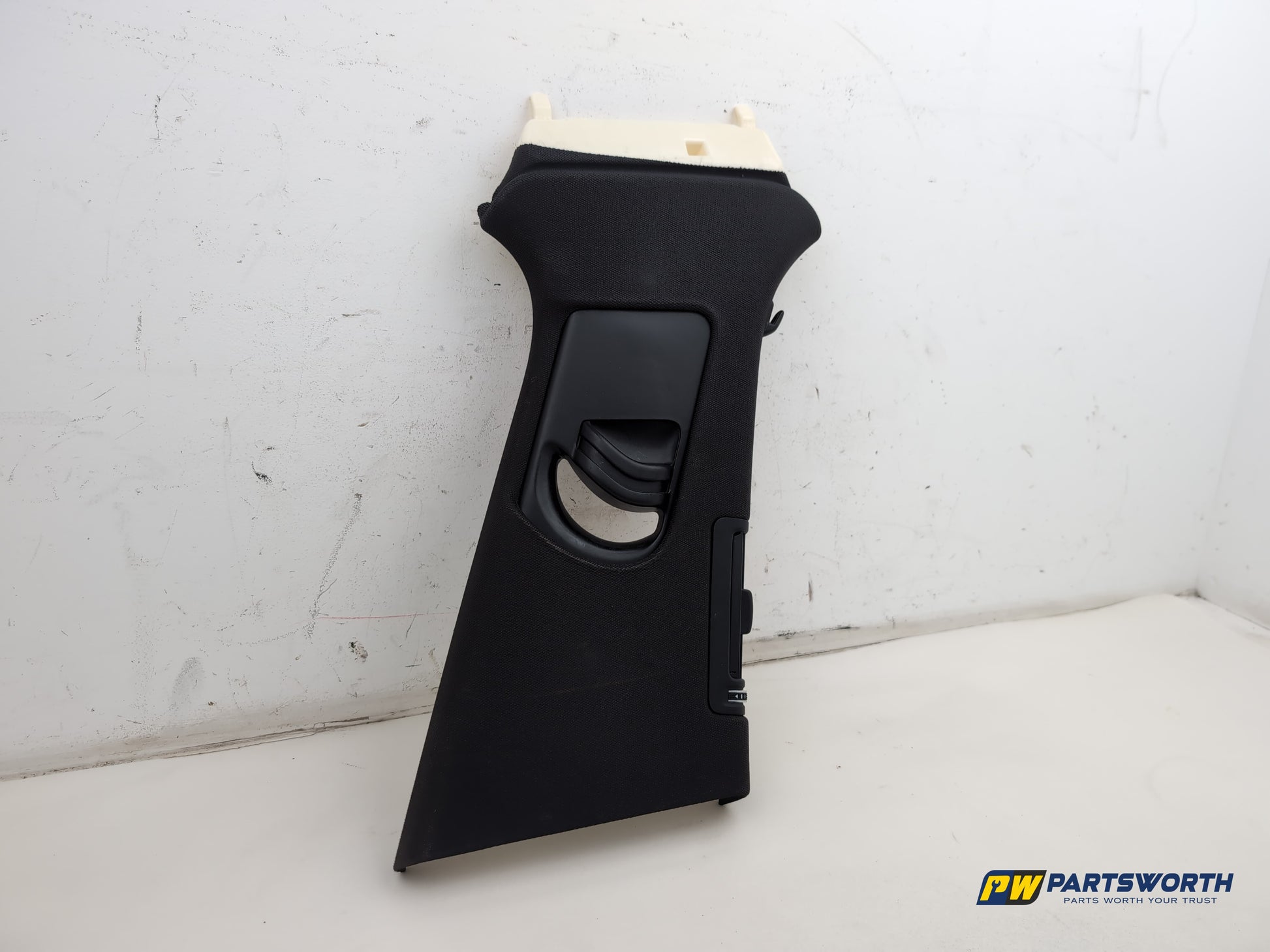 Audi A6 S Line Black Ed Tdileft Passenger Side B-Pillar Trim Panel 4g8867294 - photo 2