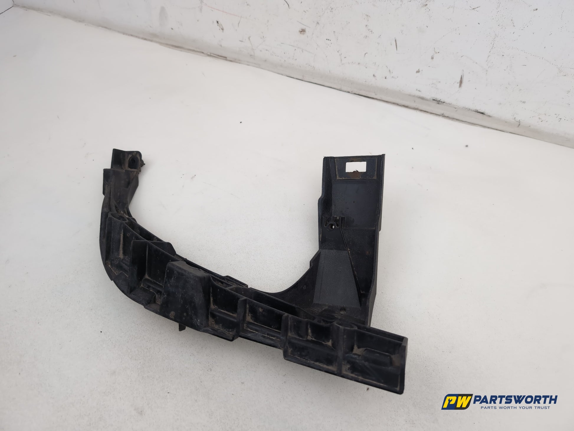 Audi A6 S Line Black Ed Saloon Bumper Rear Bracket Lh Passenger Side 4g0807363c - photo 2