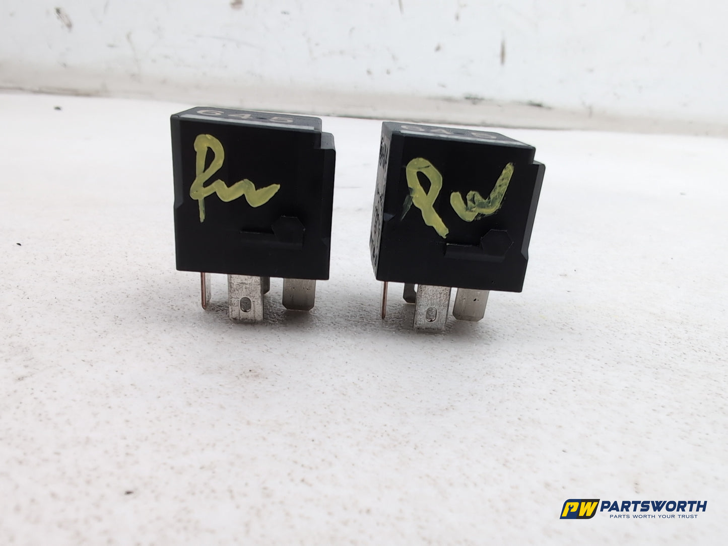 Audi Skoda Seat Vw Multi Use Relay 4 Pin 645 Set Of 2 4h0951253a - photo 2