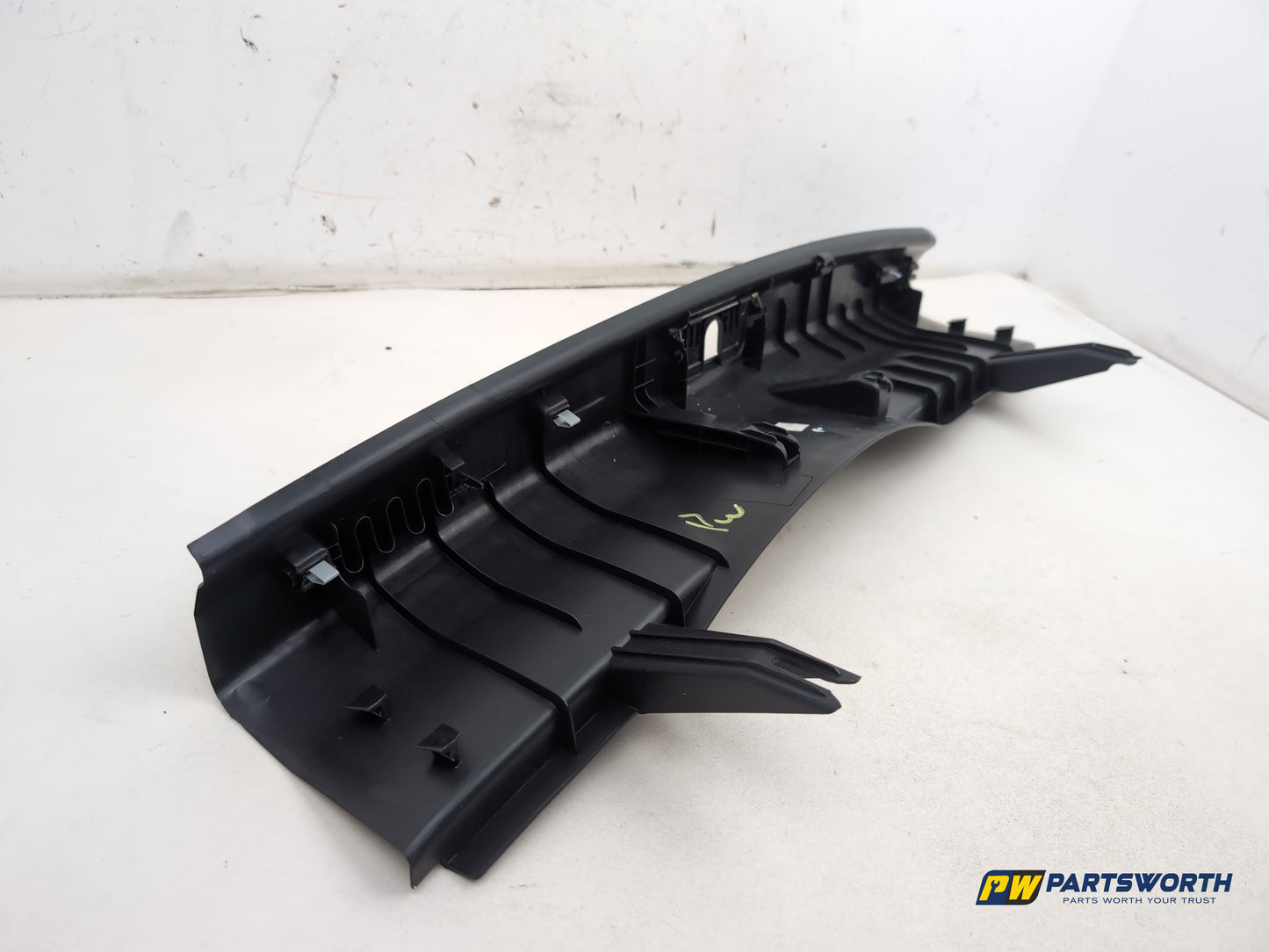 Audi A6 S Line Black Ed Tdi Rear Tailgate Trunk Lock Trim 4g5863471c 2011-2018 - photo 8