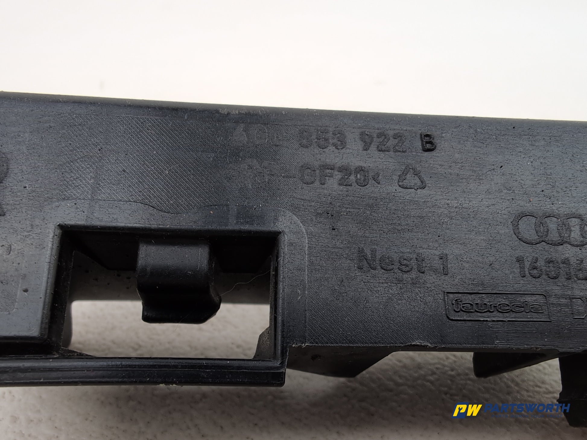 Audi A6 S Line Black Ed Side Skirt Holder Front Right Driver Side 4g0853922b - photo 2