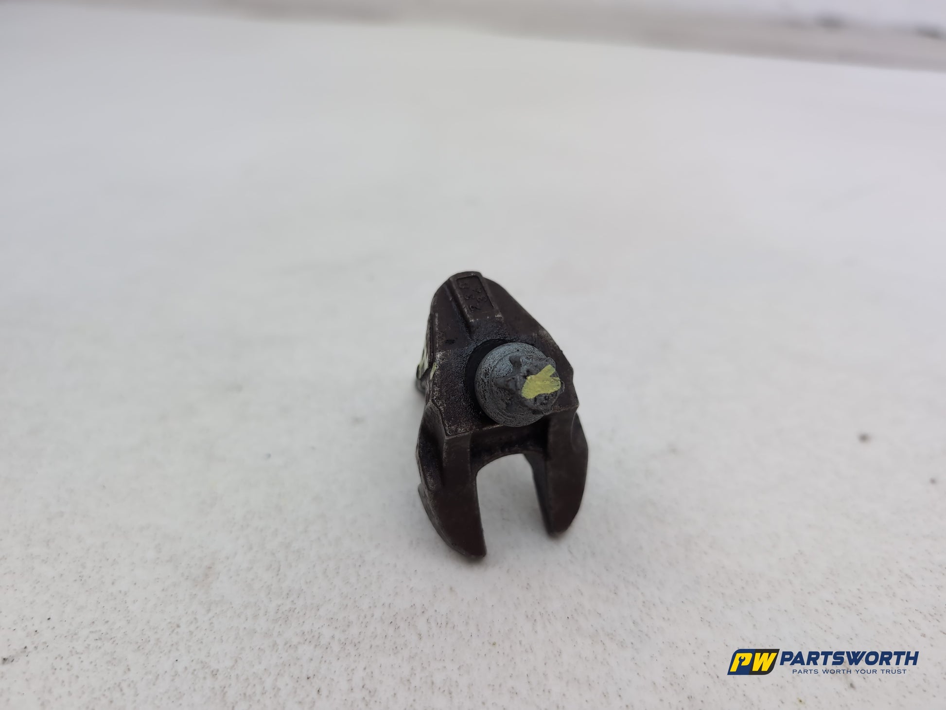 Peugeot 308 Allure Blue Hdi Diesel Fuel Injector Holder Clamp 2013-2021 - photo 8