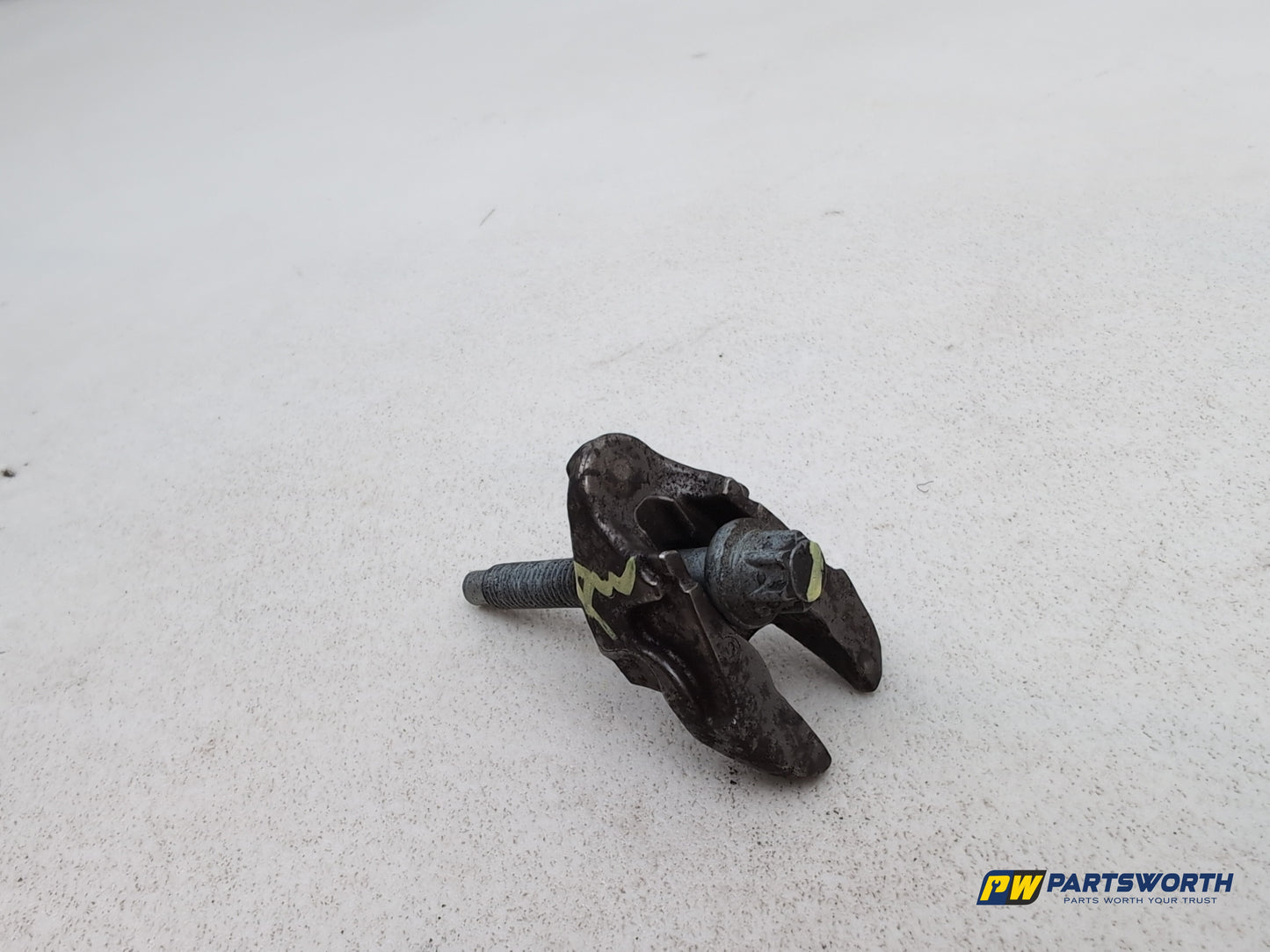 Peugeot 308 Allure Blue Hdi Diesel Fuel Injector Holder Clamp 2013-2021 - photo 8