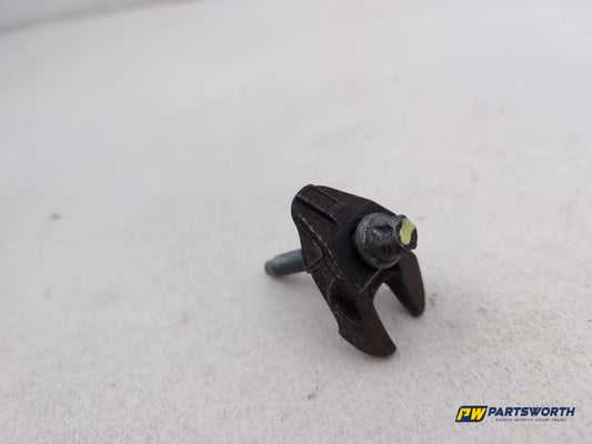 Peugeot 308 Allure Blue Hdi Diesel Fuel Injector Holder Clamp 2013-2021 - photo 2