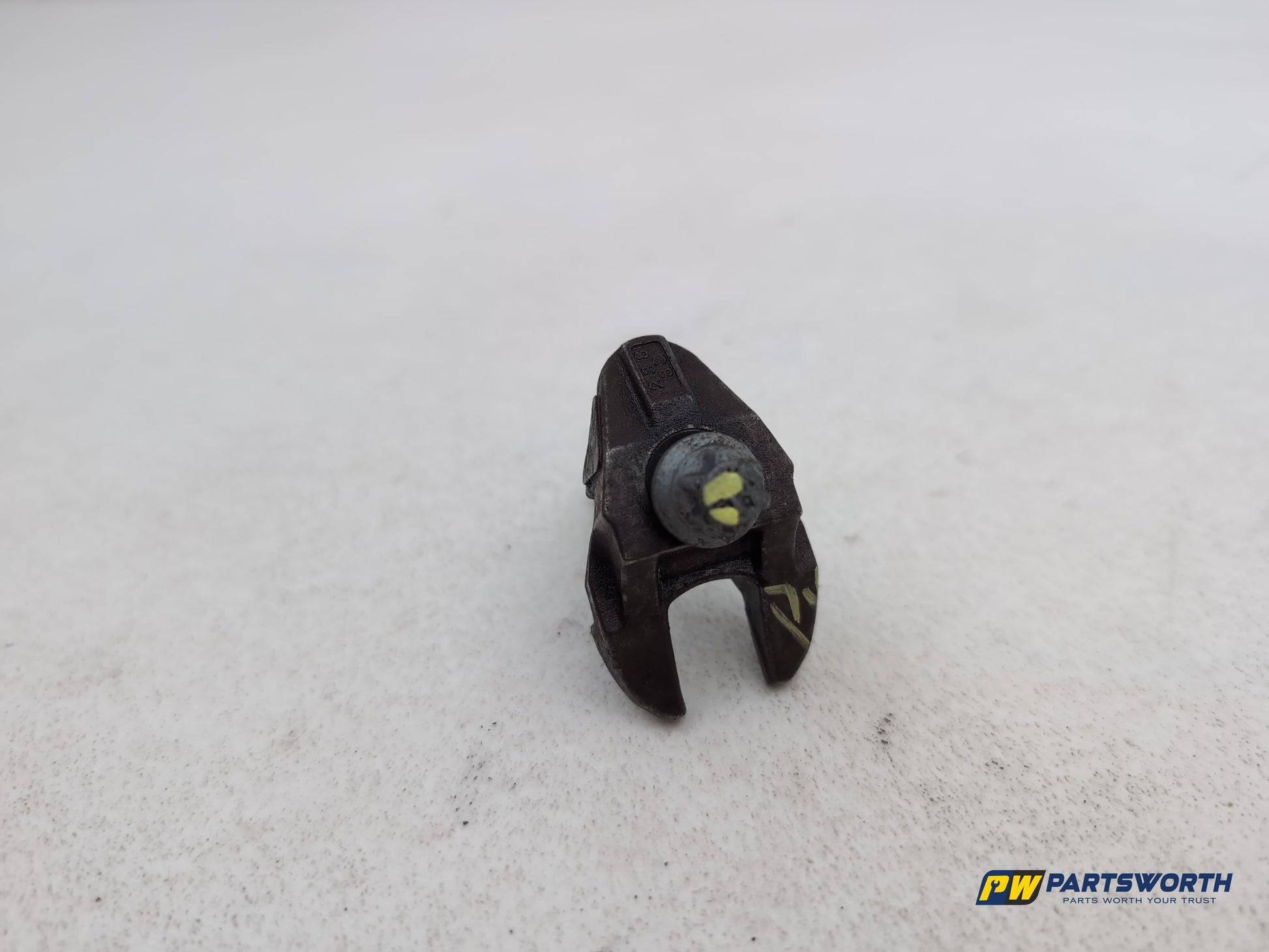 Peugeot 308 Allure Blue Hdi Diesel Fuel Injector Holder Clamp 2013-2021 - photo 8