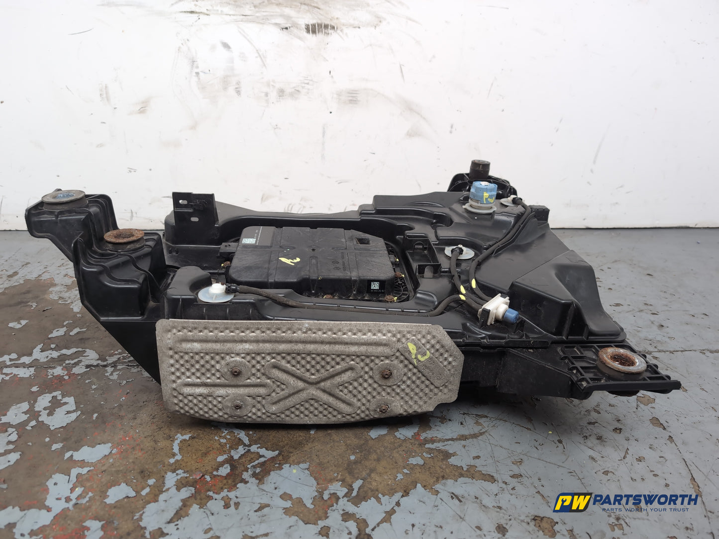 Emissions Additive Tank / AdBlue Tank 2