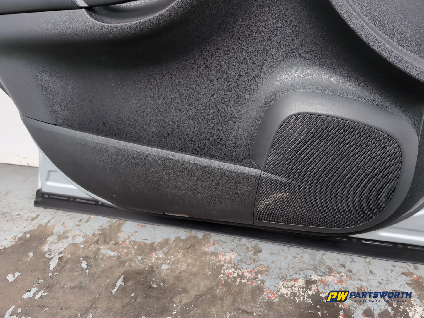 Door Front LH 14
