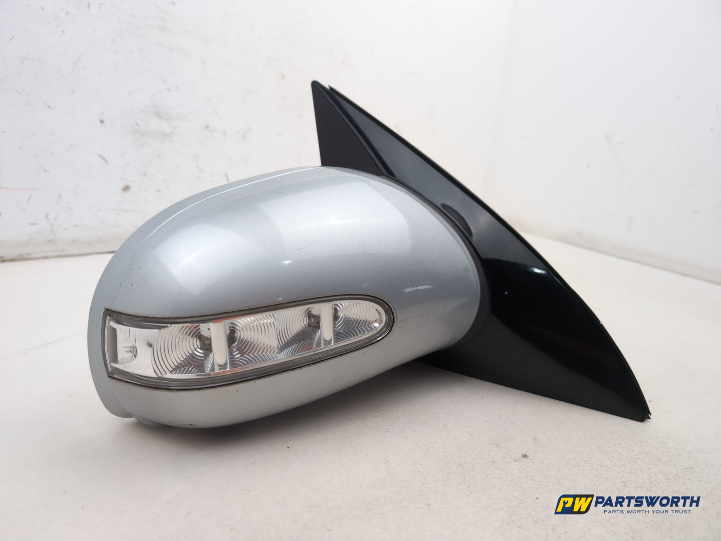 Mercedes R320 R-Class W251 Door Mirror Rh Driver Side Silver C775 2006-2010 - photo 2