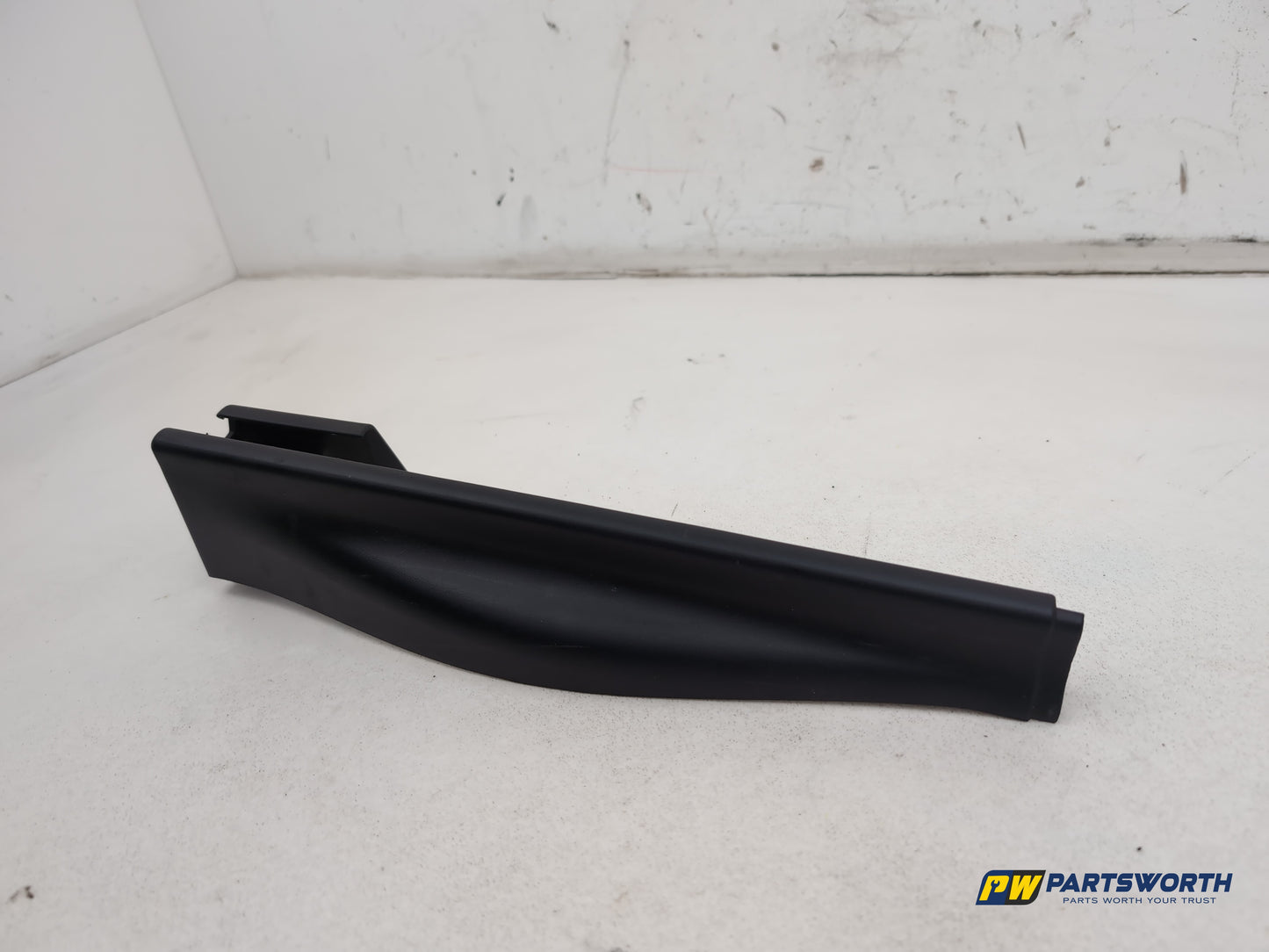 Mercedes R320 R-Class W251 Front Left Seat Rail Track Cover Trim A2519191920 - photo 2