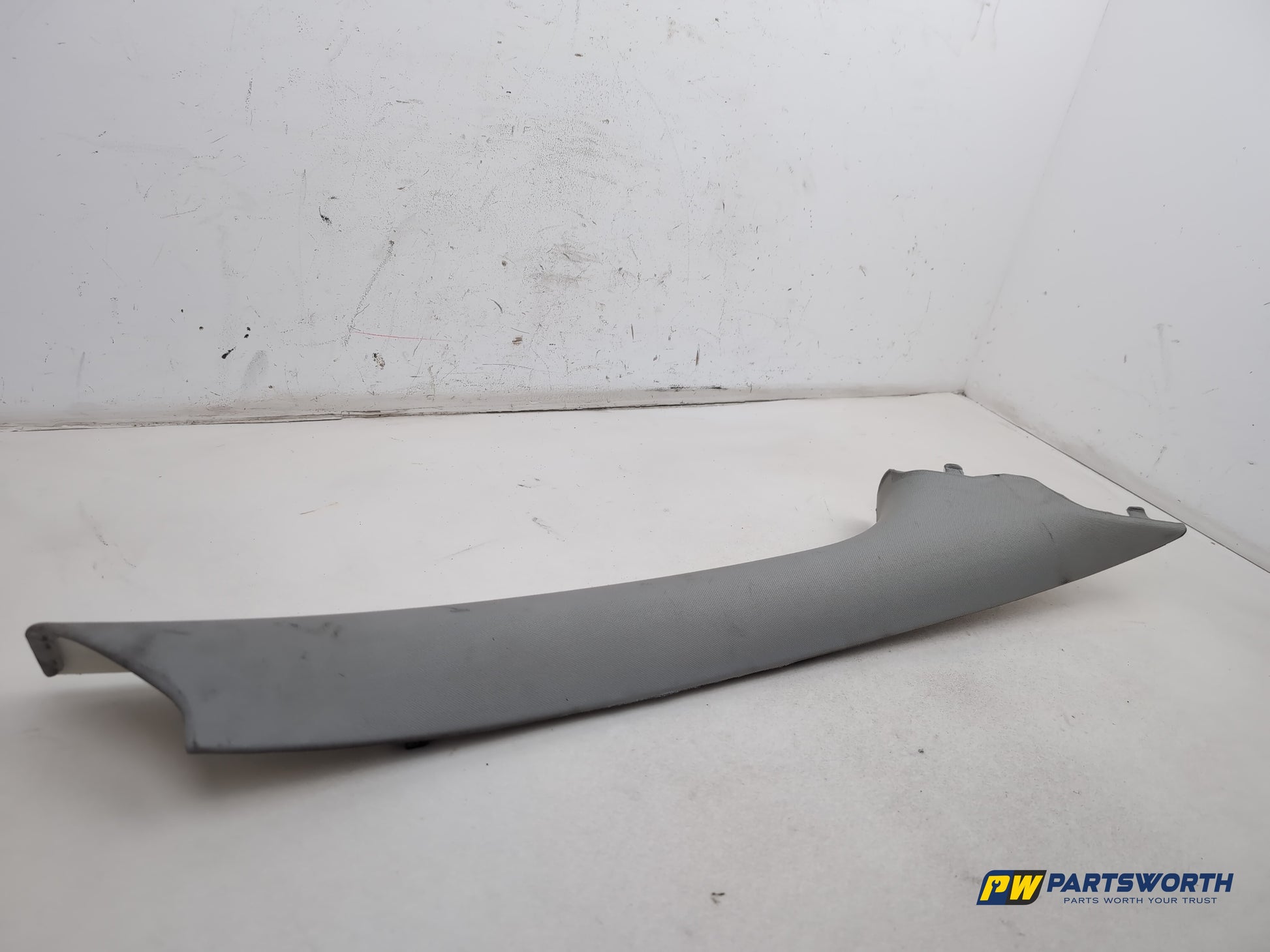 Mercedes R320 R-Class W251 Passenger Side Lh A Pillar Trim A2516902025 2006-2013 - photo 9