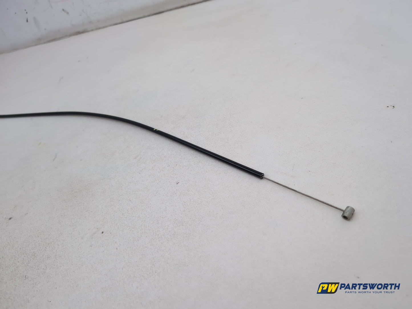 Mercedes R320 R-Class W251 Bonnet Release Cable A2518800259 2006-2013 - photo 2