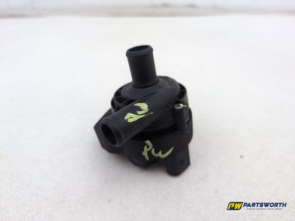 Mercedes R320 R-Class W251 3.0l Diesel Auxiliary Coolant Water Pump A2118350028 - photo 2