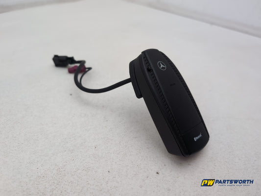Mercedes R320 R-Class W251 Bluethutch Adapter B67875877 2006-2013 - photo 2
