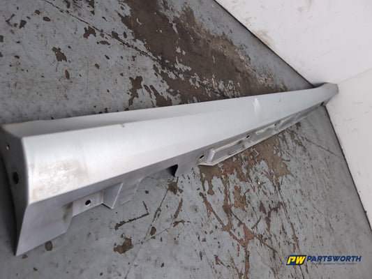 Mercedes R320 R-Class W251 Mpv Side Skirt Rh Driver Side Silver C775 A2516980854 - photo 2