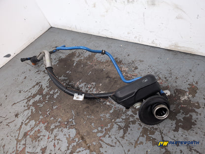 Mercedes R320 R-Class W251 3.0l Diesel Fuel Filler Neck 2006-2013 - photo 2