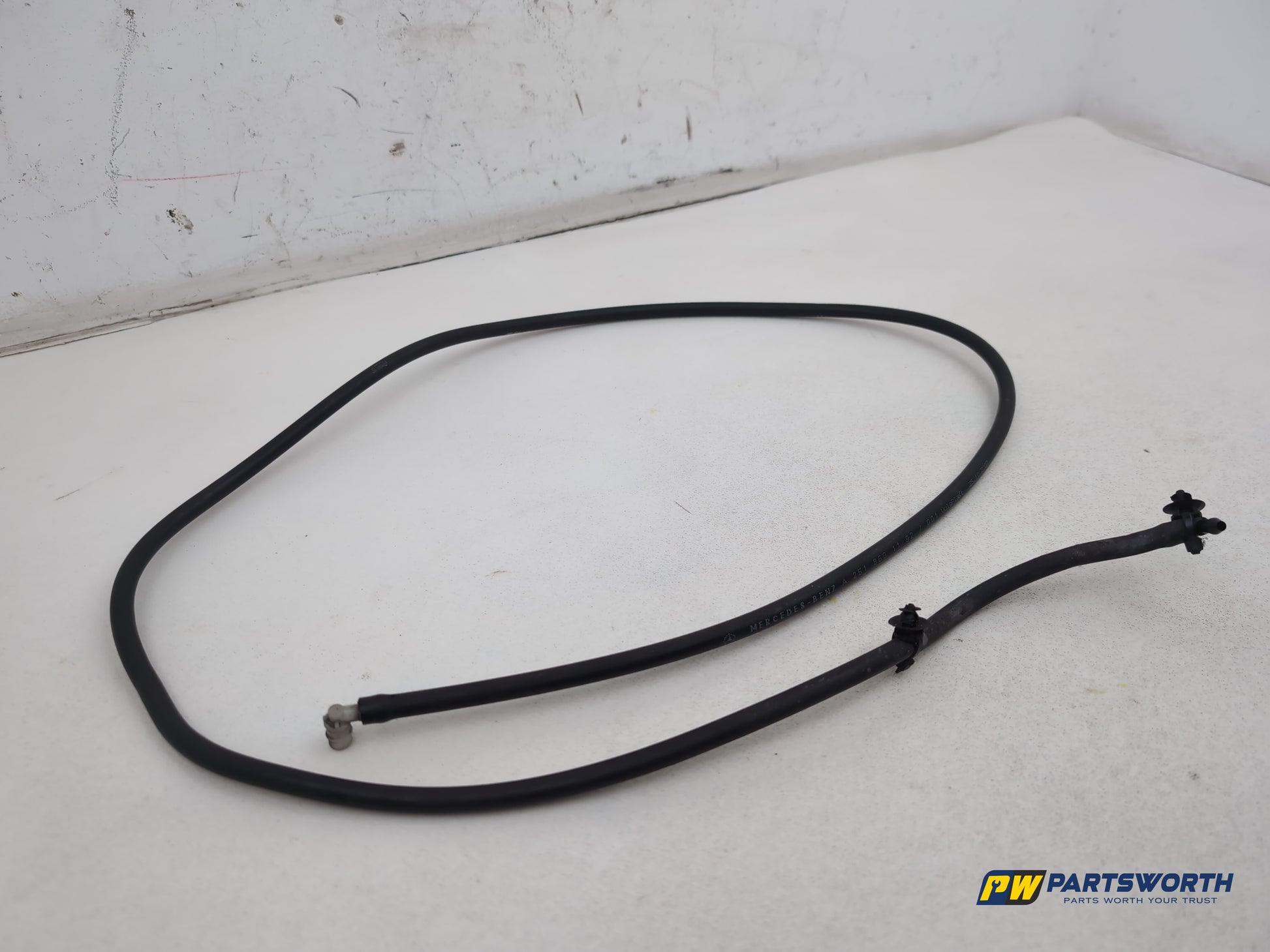 Mercedes R320 R-Class W251 Windshield Washer Jet Nozzle Pipe Line A2518601192 - photo 5