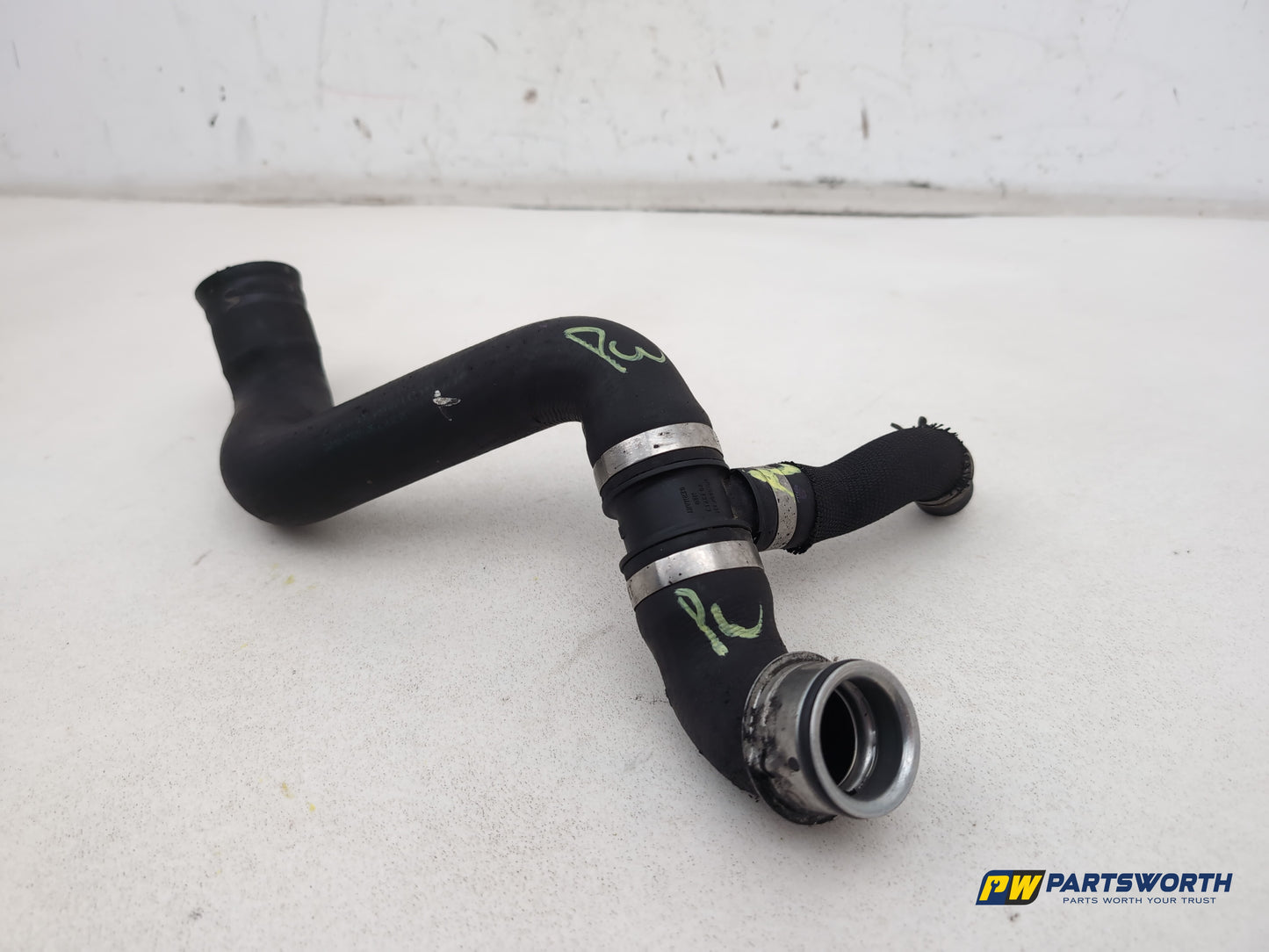 Mercedes R320 R-Class W251 3.0l Diesel Coolant Hose Pipe Line 2006-2013 - photo 8