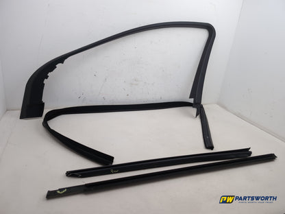 Mercedes R320 R-Class W251 Front Driver Window Rubber Seal And Trims 2006-2013 - photo 2