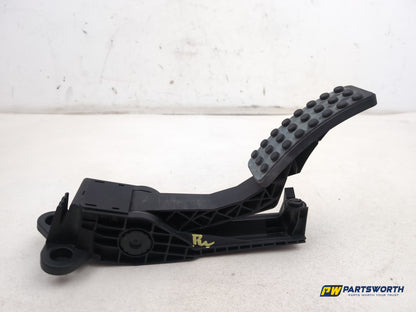 Mercedes R320 R-Class W251 Accelerator Pedal Throttle A1643000104 2006-2013 - photo 2