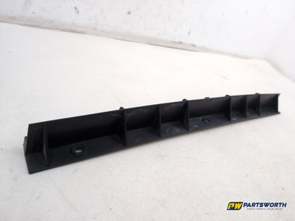 Mercedes R320 R-Class W251 Rear Bumper Center Carrier Holder A2518851421 - photo 2