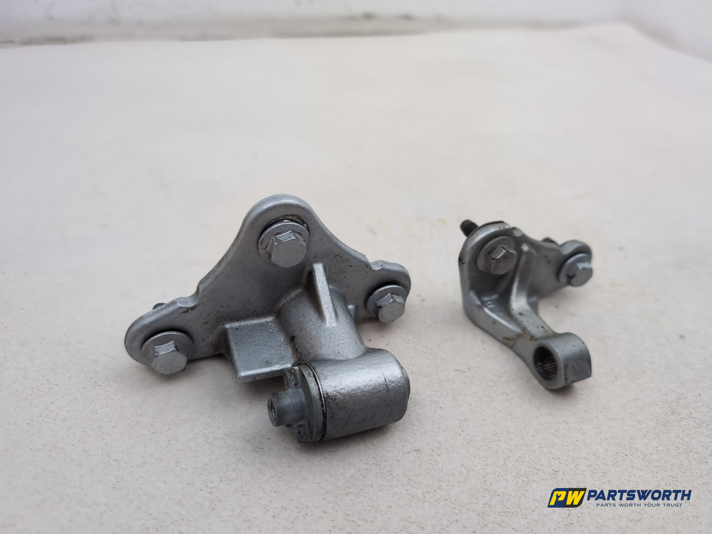Mercedes R320 R-Class W251 Passenger Side Lh Front Door Hinge Pair 2006-2013 - photo 8
