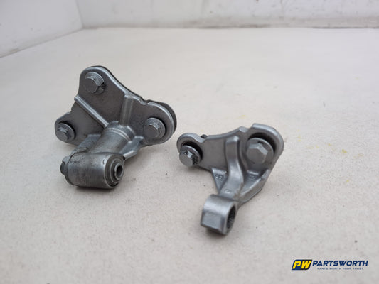 Mercedes R320 R-Class W251 Rear Right Door Hinge Pair 2006-2013 - photo 2