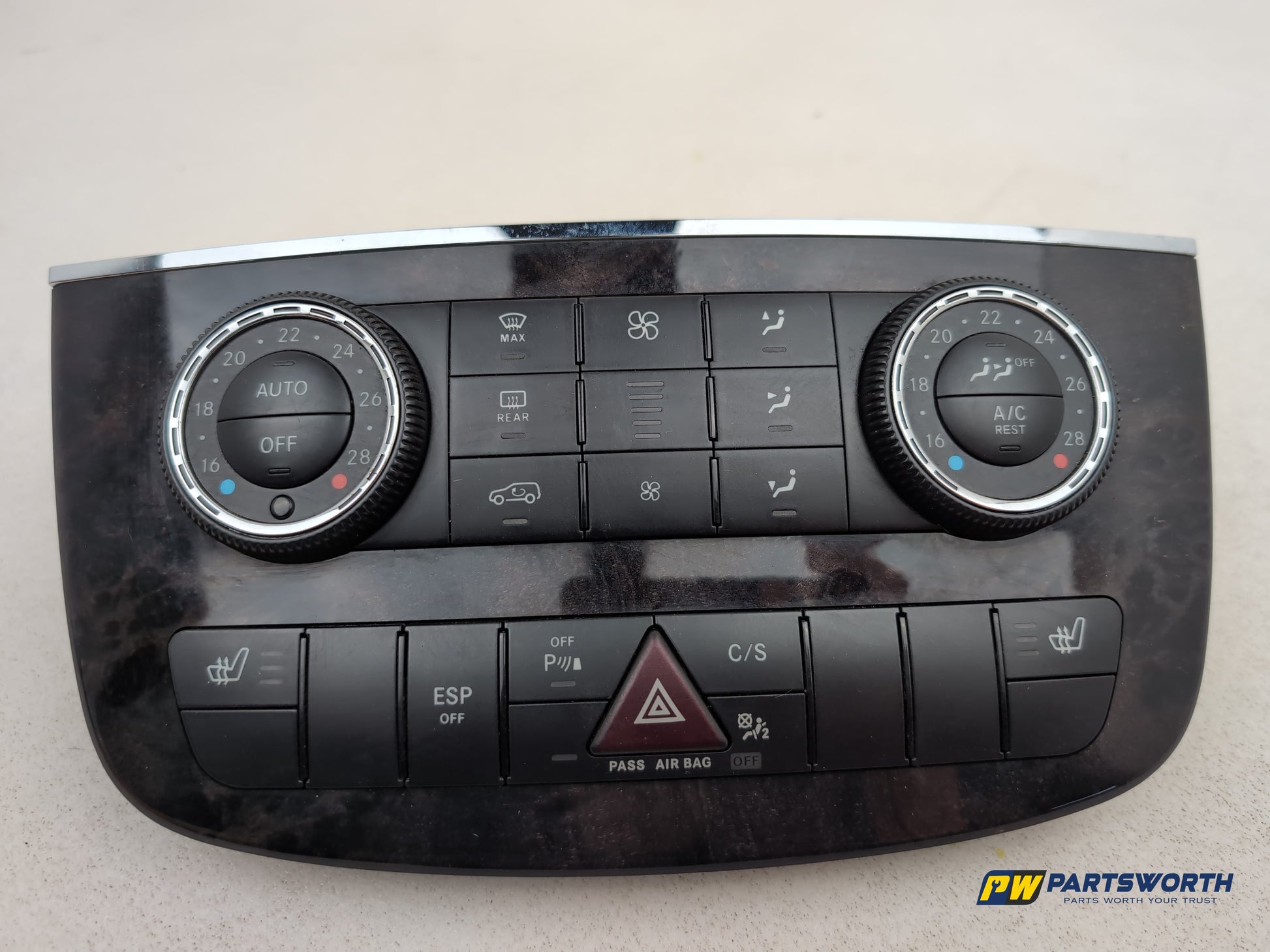 Mercedes R320 R-Class W251 Heater Control Assembly A2518205089 2006-2013 - photo 9