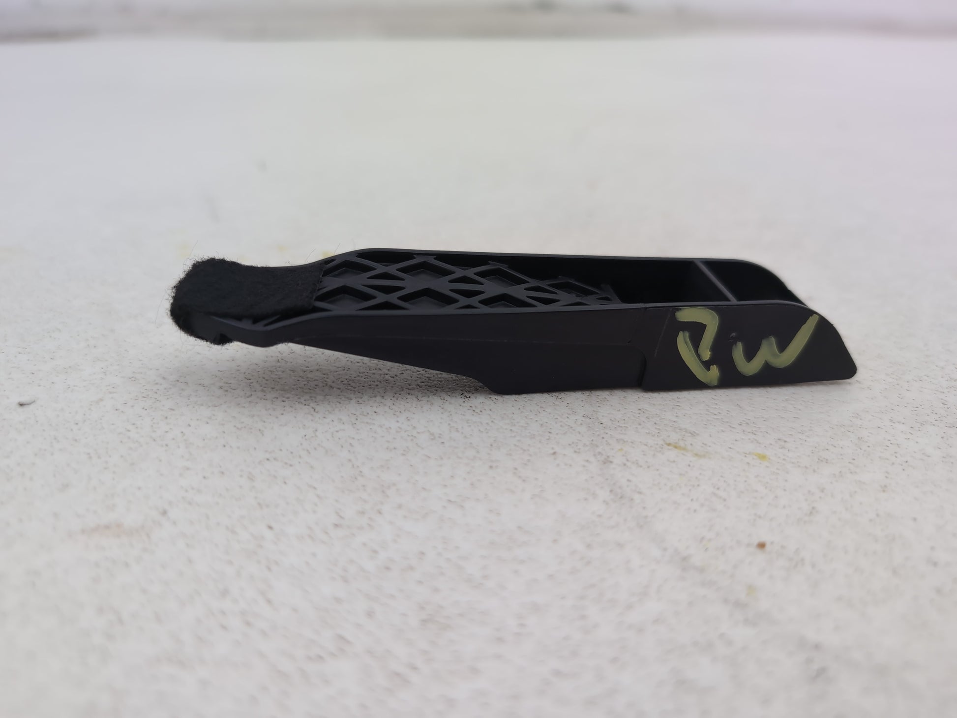 Mercedes R320 R-Class W251 Front Left Seat Right Hook A2519100176 2006-2013 - photo 2