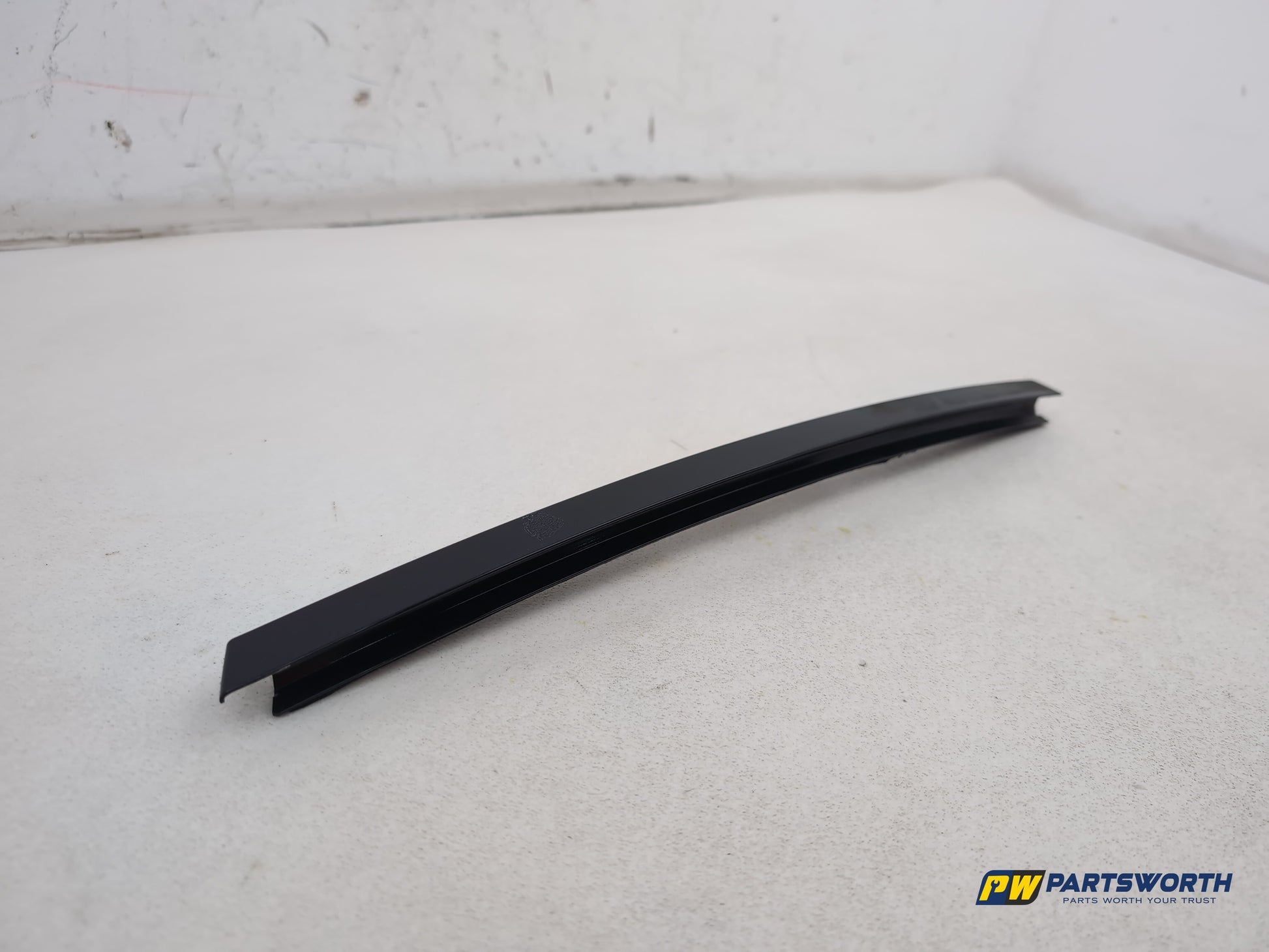 Mercedes-Benz E220 E-Class W212 Door Window Trim Rear Left Strip Rail 2009-2016 - photo 8
