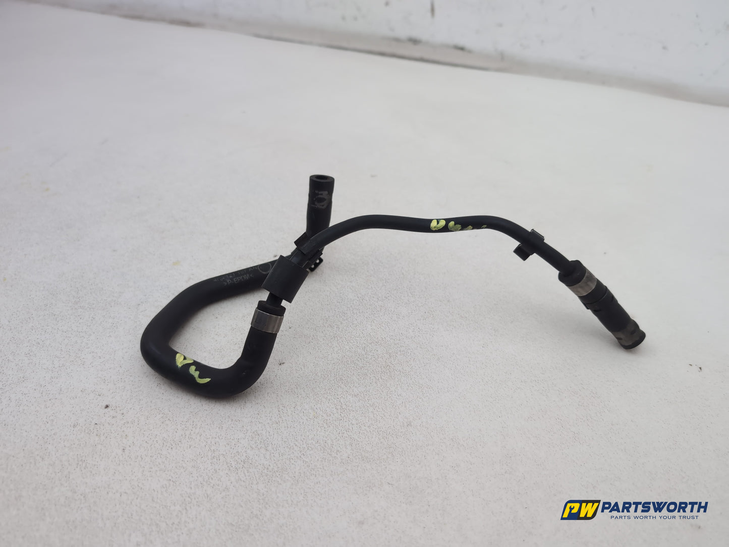 Volkswagen Passat Highline 2.0l Diesel Coolant Hose Pipe 4f0121107an 2010-2014 - photo 2
