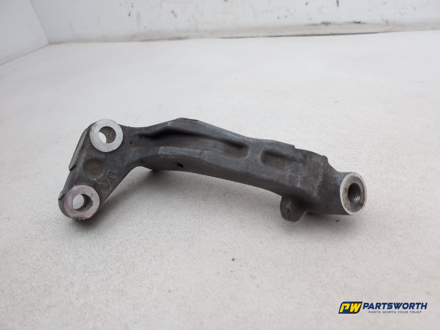 Peugeot 308 Allure Blue Hdi Front Right Subframe Bracket Mount 2013-2021 - photo 8