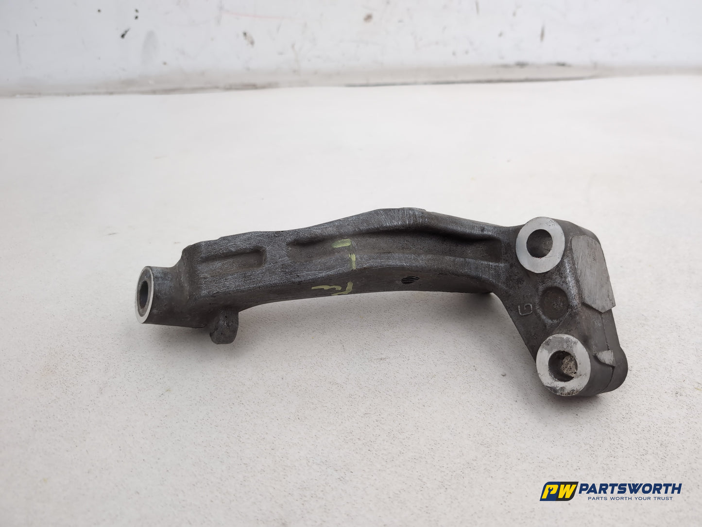 Peugeot 308 Allure Blue Hdi Front Left Subframe Bracket Mount 2013-2021 - photo 2