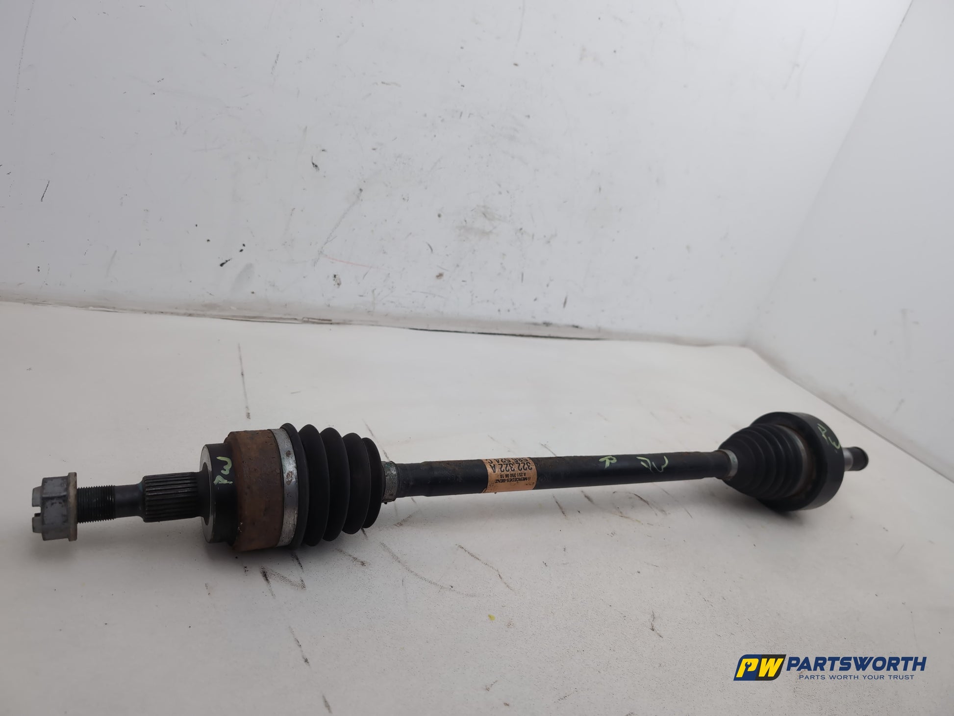Mercedes R320 R-Class W251 Driveshaft Rear Right And Left A2513500610 2006-2013 - photo 2
