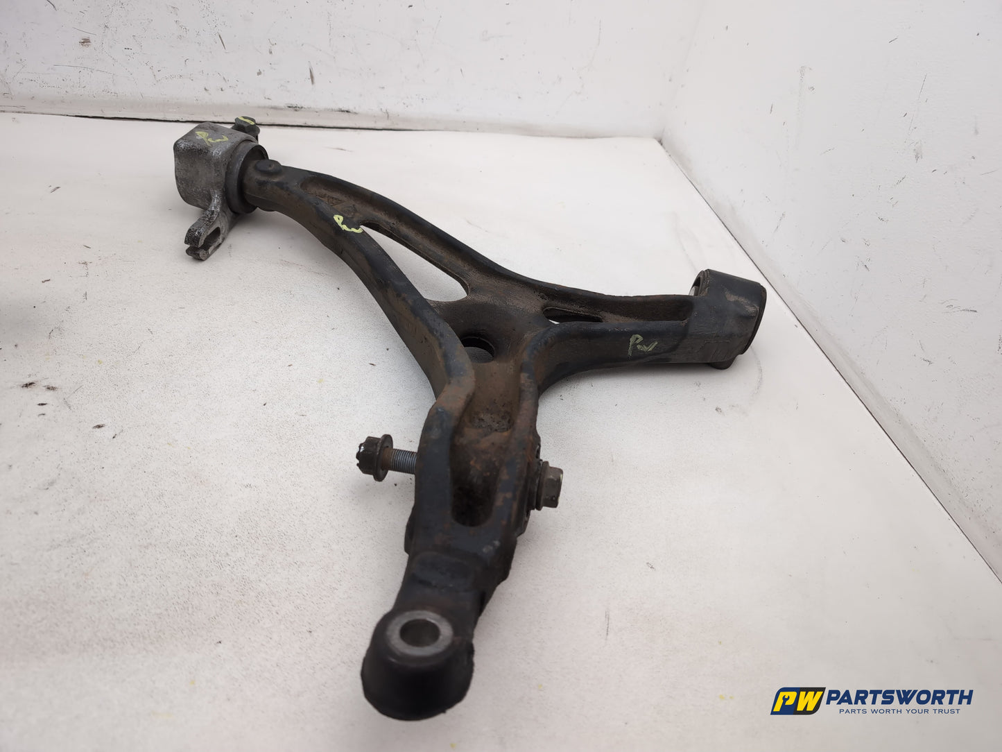 Mercedes R320 R-Class Control Arm Wishbone Lower Front Right Side 2006-2013 - photo 8