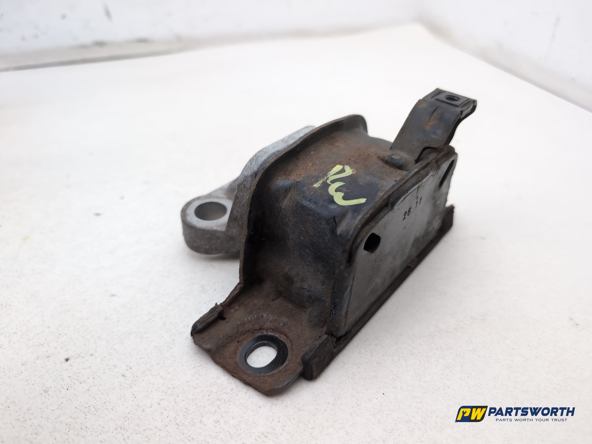 Vauxhall Corsa Se 1.2l Petrol Engine Mount Lh Passenger Side 468646740 2006-2014 - photo 2
