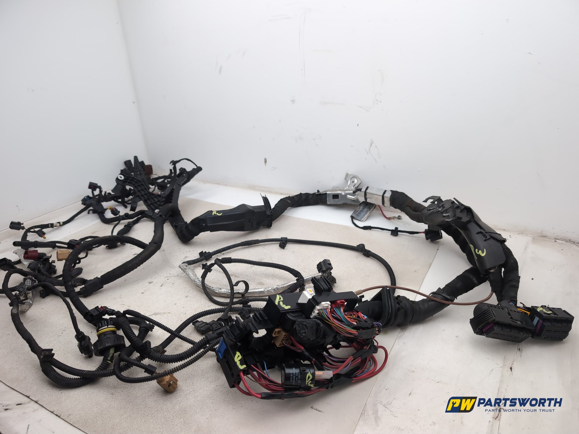 Audi A6 S Line Black Ed Tdi 2.0l Diesel Manual Engine Wiring Harness 4g2971072kb - photo 2