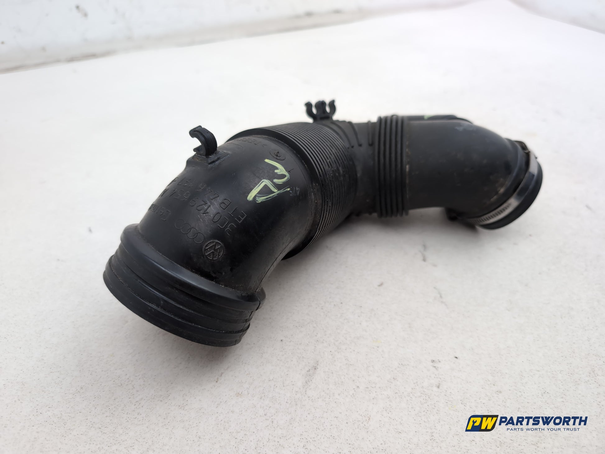 Volkswagen Passat Highline Tdi 2.0l Diesel Air Intake Pipe Line 2010-2014 - photo 2
