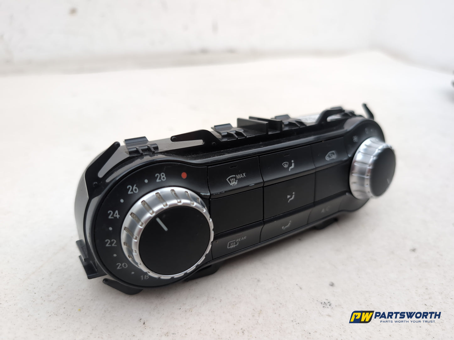 Mercedes-Benz B180 B-Class W246 Heater Control Assembly A2469004405 2011-2018 - photo 2