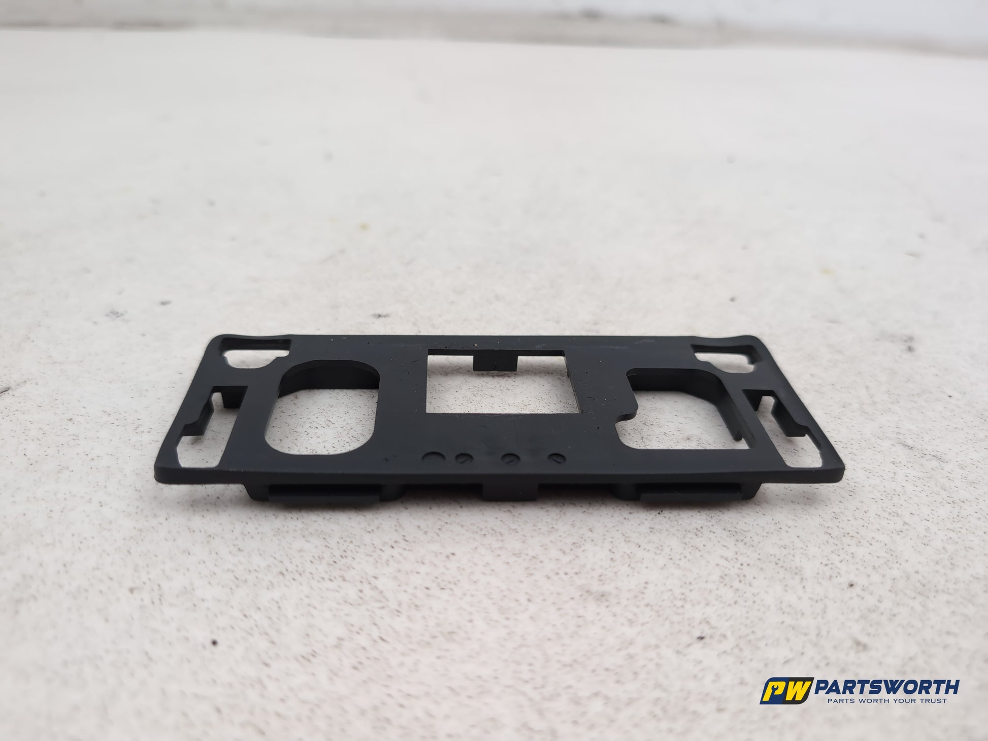 Mercedes-Benz B180b-Class W246 Display Screen Mount A2468200012 2011-2018 - photo 2