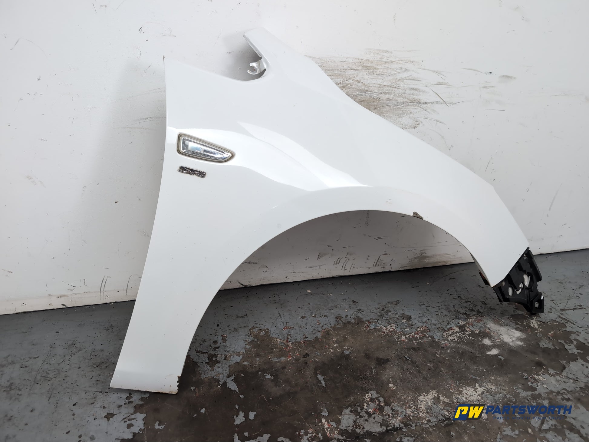 Vauxhall Astra Sri Cdti S/S Wing Front Rh Driver Side White Z40r 2010-2015 - photo 2