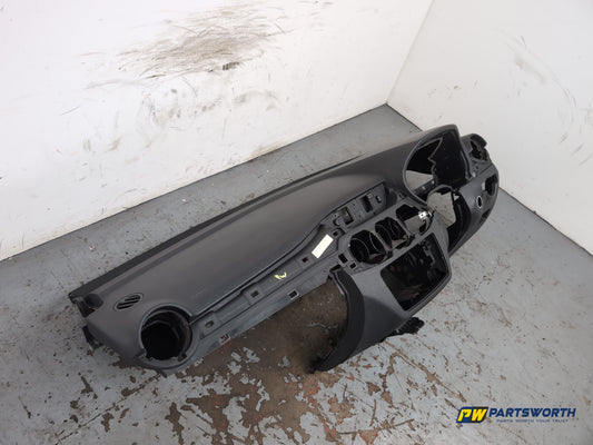 Mercedes-Benz B180 B-Class W246 1.8l Diesel Dashboard 2011-2018 - photo 2