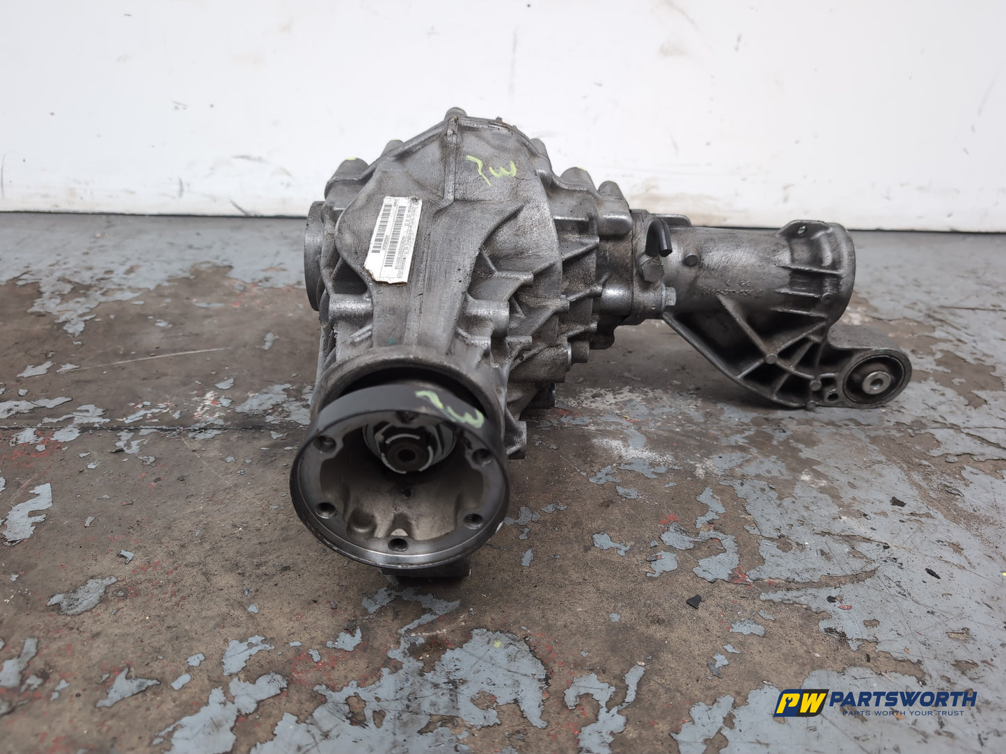 Mercedes R320 R-Class W251 3.0l Diesel Differential Front 4460310030 2006-2013 - photo 2