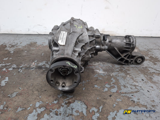 Mercedes R320 R-Class W251 3.0l Diesel Differential Front 4460310030 2006-2013 - photo 2