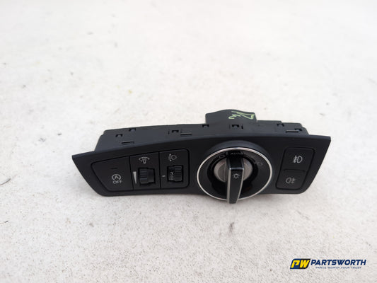 Hyundai I40 Style Blue Drive Crdi Headlight Headlmap Switch 933003z970 2011-2019 - photo 2