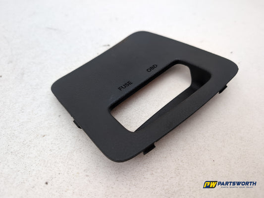 Hyundai I40 Style Blue Drive Fuse Box Cover 919413z020 2011-2019 - photo 2